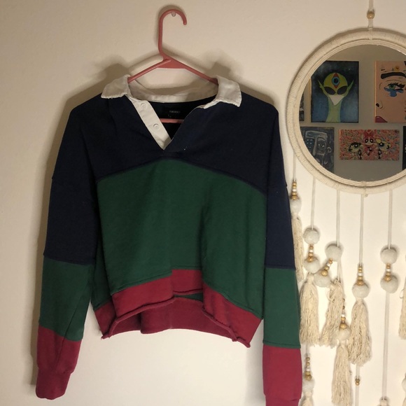 Forever 21 Tops - Cropped sweater!